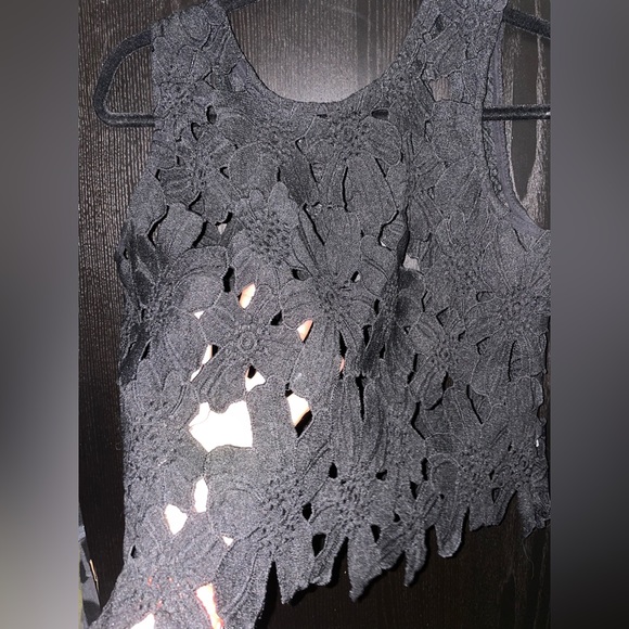 Acemi Tank Crop - Picture 2 of 5